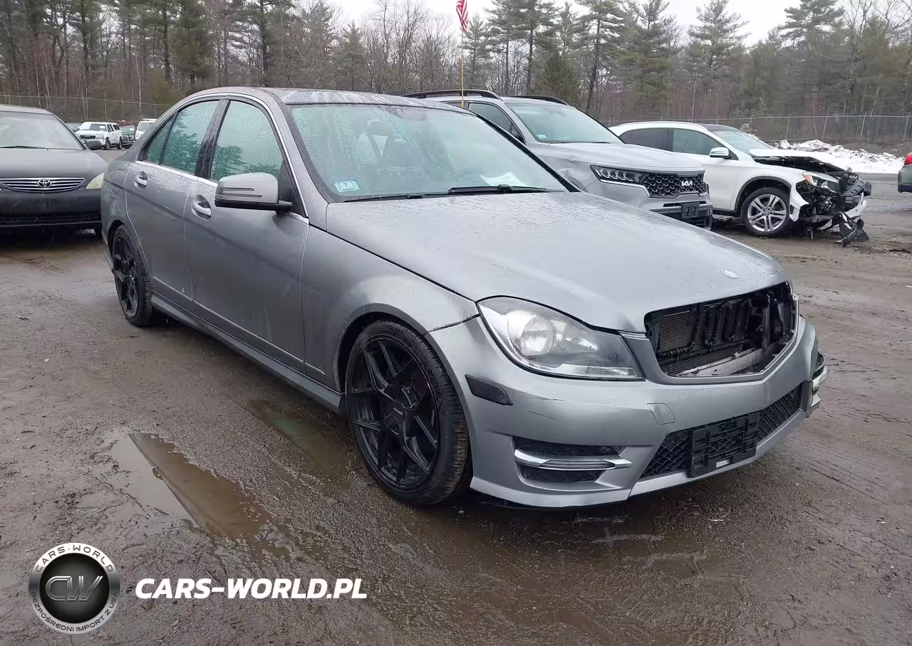 2013 Mercedes-Benz C 300 Sport 4Matic