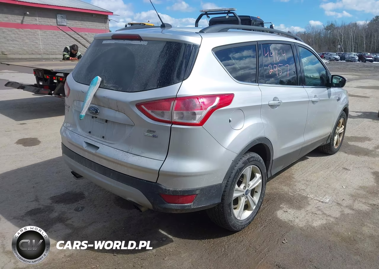 2015 Ford Escape Se VIN:1FMCU9G98FUB13556 - 4