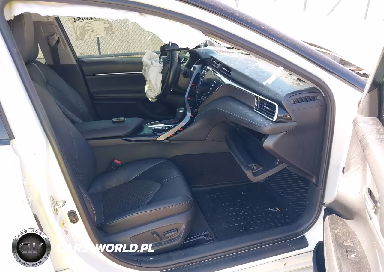 2018 Toyota Camry Xse VIN:4T1B61HK6JU065346 - 5