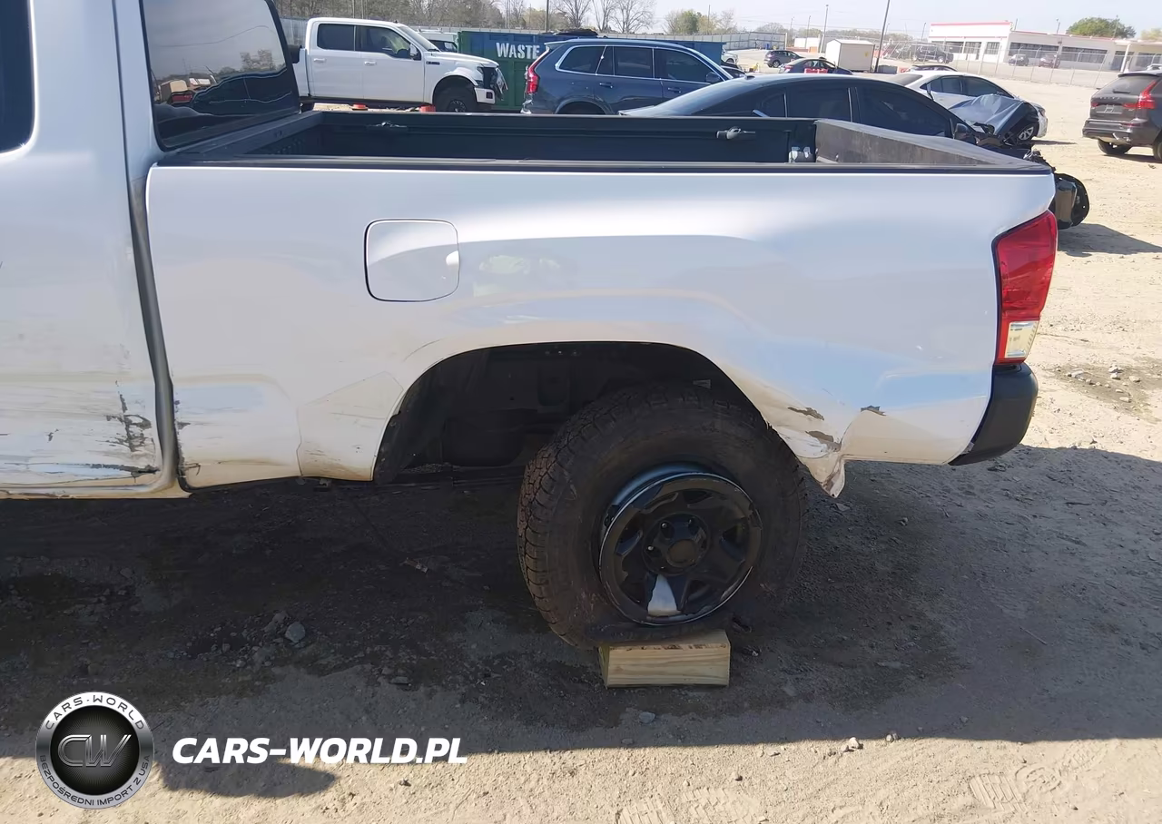 2017 Toyota Tacoma Sr VIN:5TFRX5GNXHX103074 - 19
