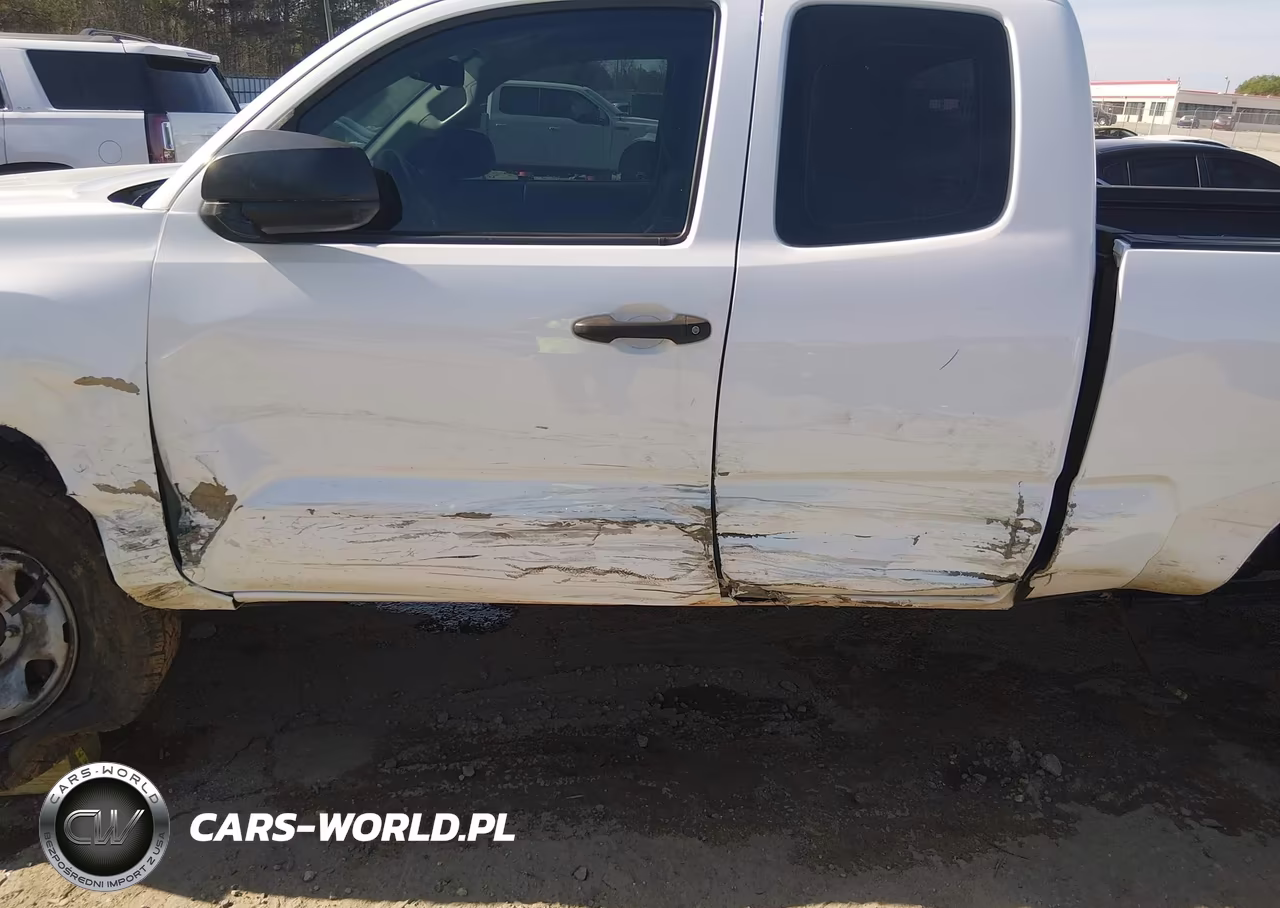 2017 Toyota Tacoma Sr VIN:5TFRX5GNXHX103074 - 6
