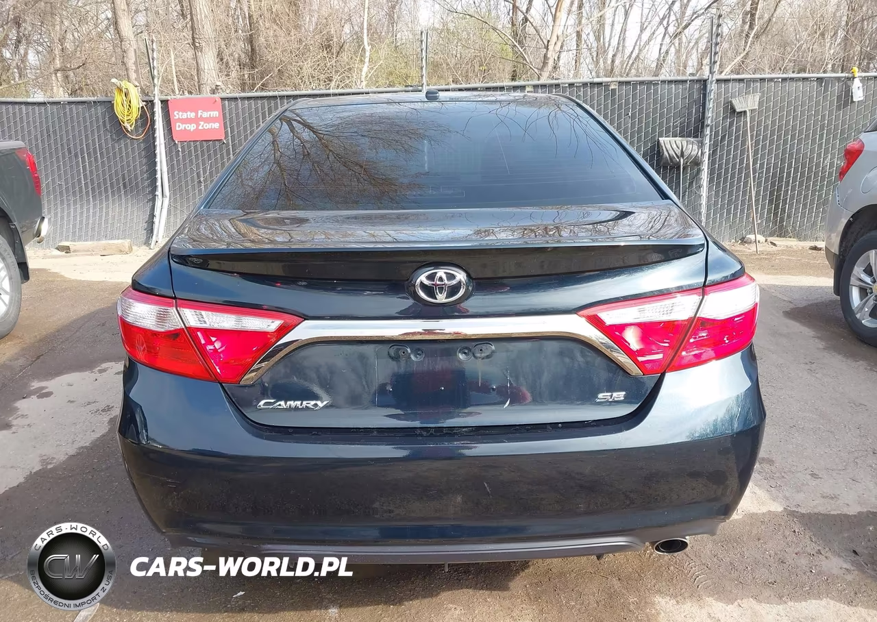 2016 Toyota Camry Se VIN:4T1BF1FK9GU121162 - 17