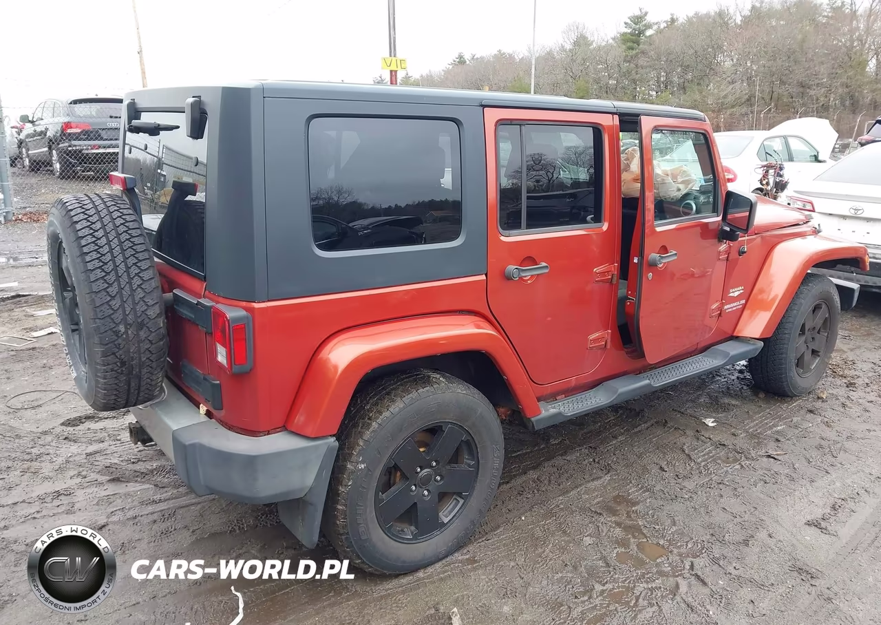 2009 Jeep Wrangler Unlimited Sahara VIN:1J4GA59179L708823 - 4