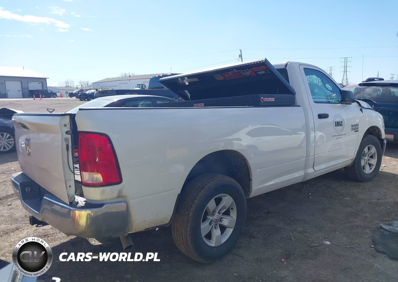 2019 Ram 1500 Classic Tradesman 4X2 8' Box VIN:3C6JR6DG1KG500856 - 4