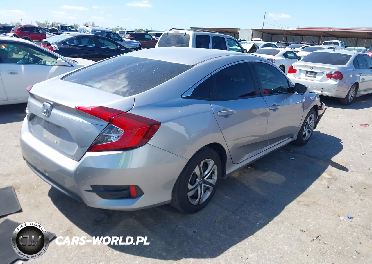 2018 Honda Civic Lx VIN:2HGFC2F51JH581930 - 4