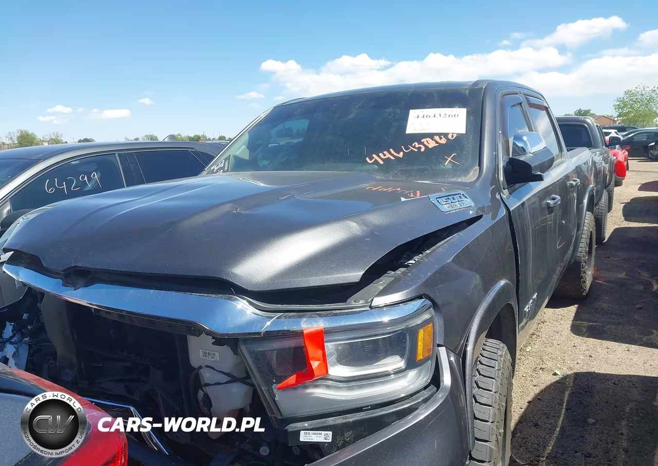 2019 Ram 1500 Laramie 4X2 5'7 Box VIN:1C6RREJT1KN601580 - 12