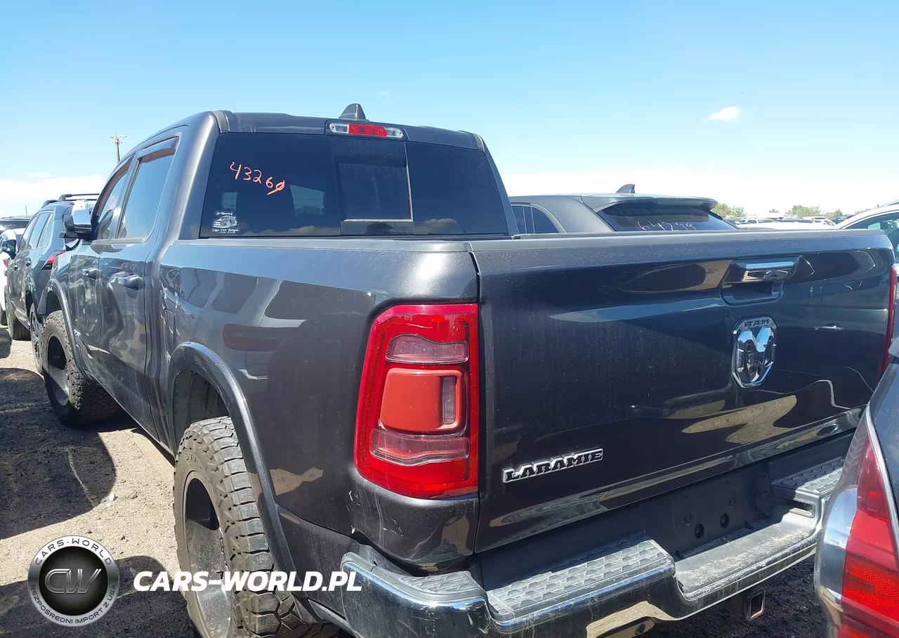 2019 Ram 1500 Laramie 4X2 5'7 Box VIN:1C6RREJT1KN601580 - 14