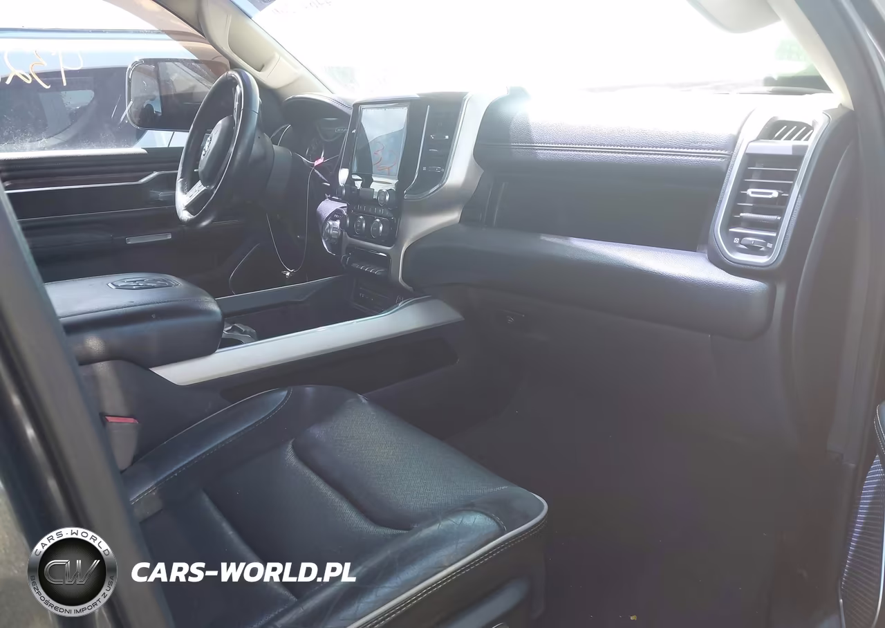 2019 Ram 1500 Laramie 4X2 5'7 Box VIN:1C6RREJT1KN601580 - 5