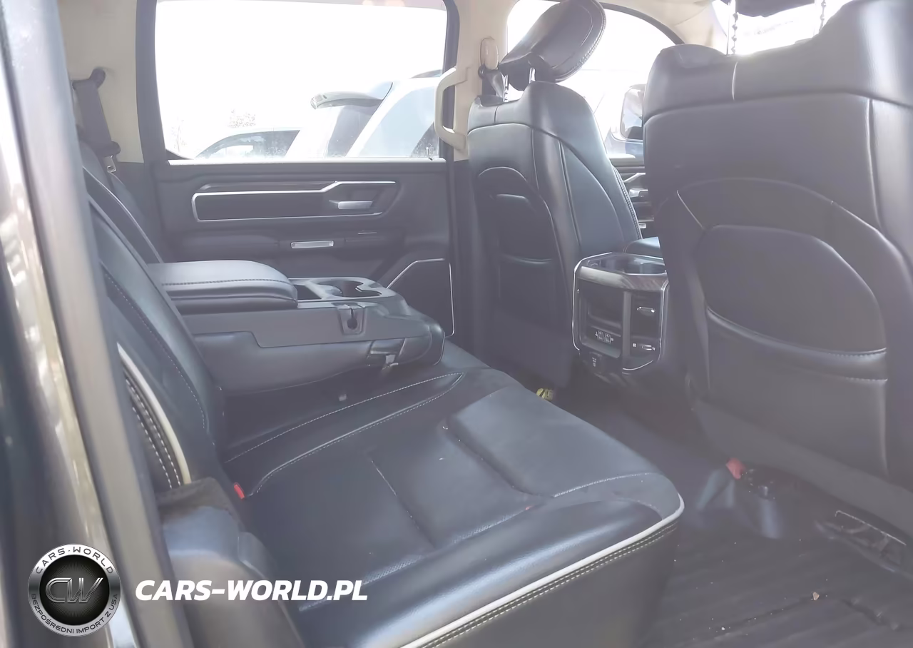 2019 Ram 1500 Laramie 4X2 5'7 Box VIN:1C6RREJT1KN601580 - 8