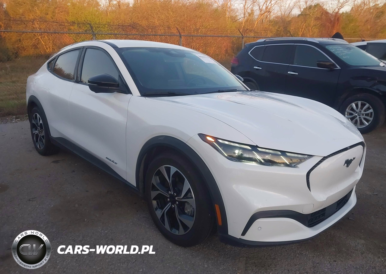 2025 Ford Mustang Mach-E Select