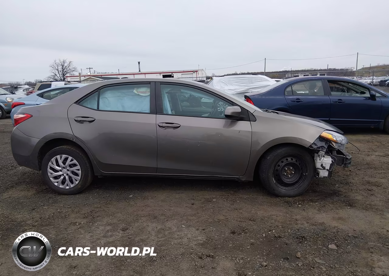 2019 Toyota Corolla Le VIN:2T1BURHE8KC229438 - 13