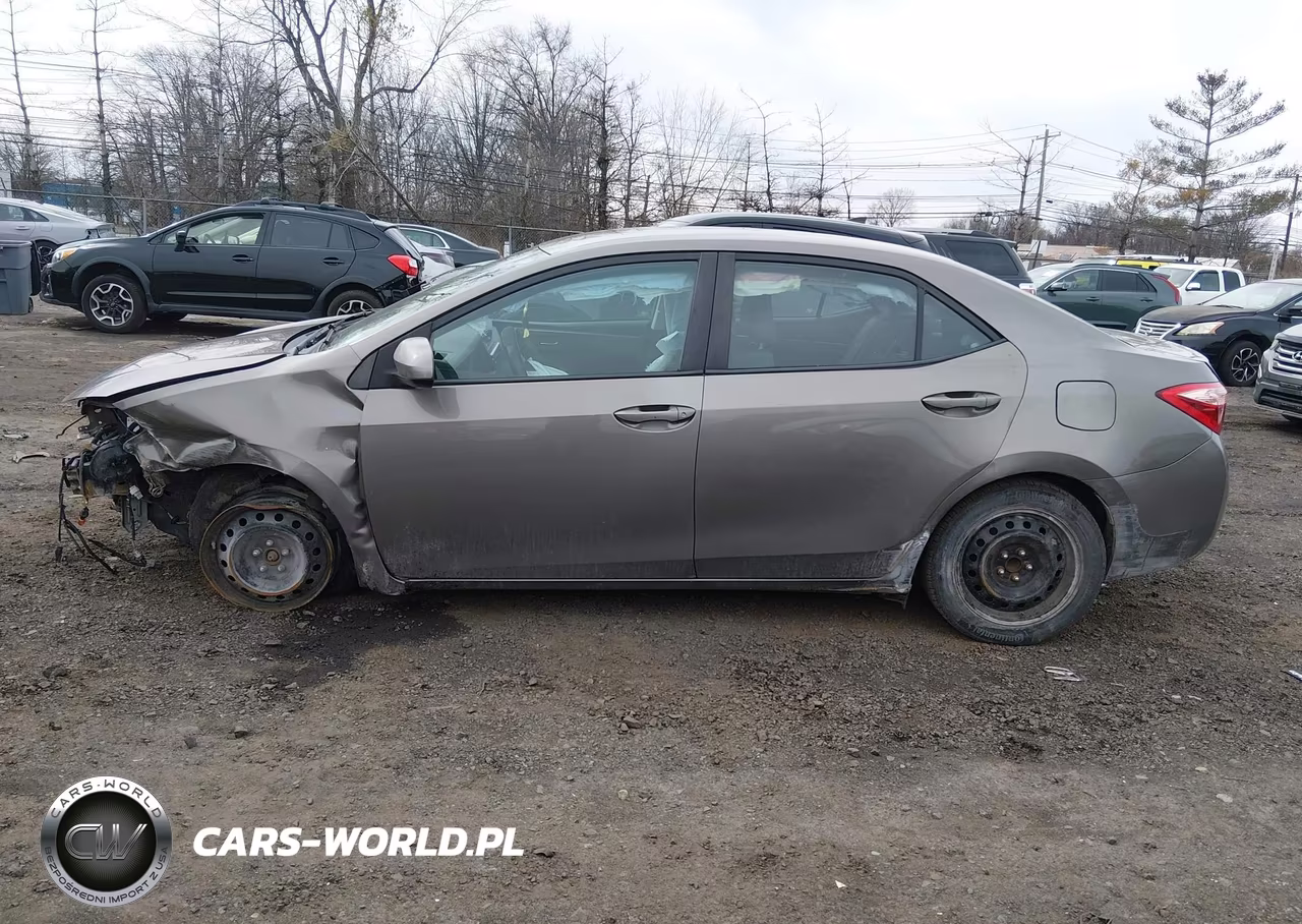 2019 Toyota Corolla Le VIN:2T1BURHE8KC229438 - 14