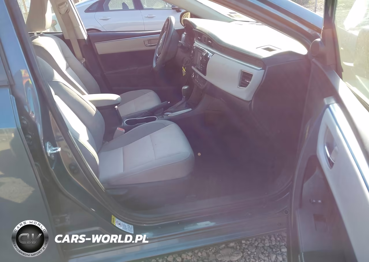 2015 Toyota Corolla Le Plus VIN:2T1BURHE6FC356002 - 5