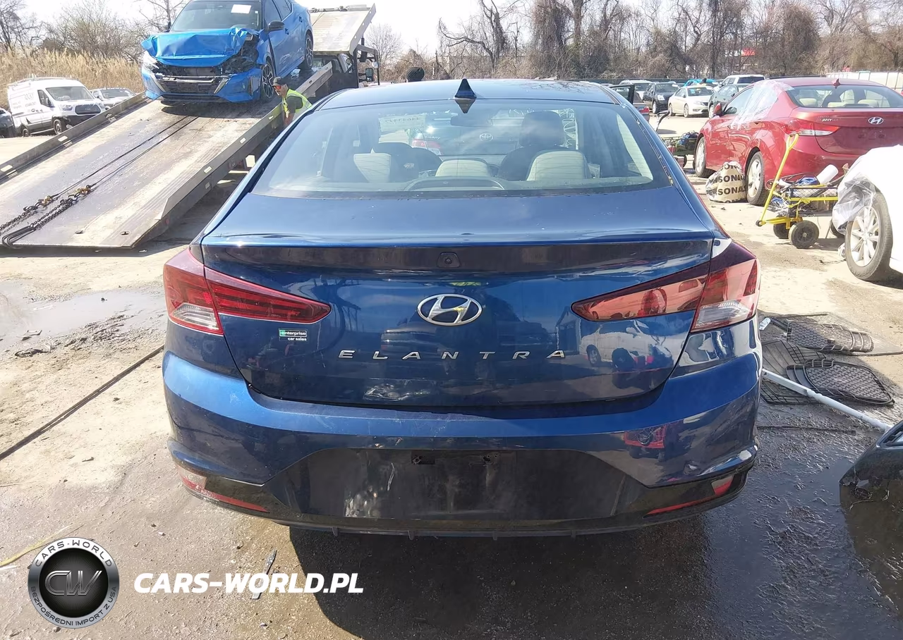 2020 Hyundai Elantra Sel VIN:5NPD84LF6LH558671 - 17