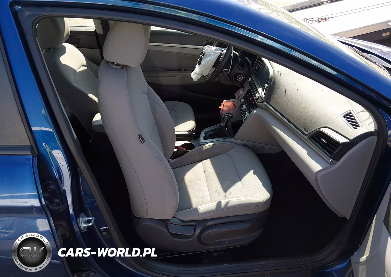2020 Hyundai Elantra Sel VIN:5NPD84LF6LH558671 - 5