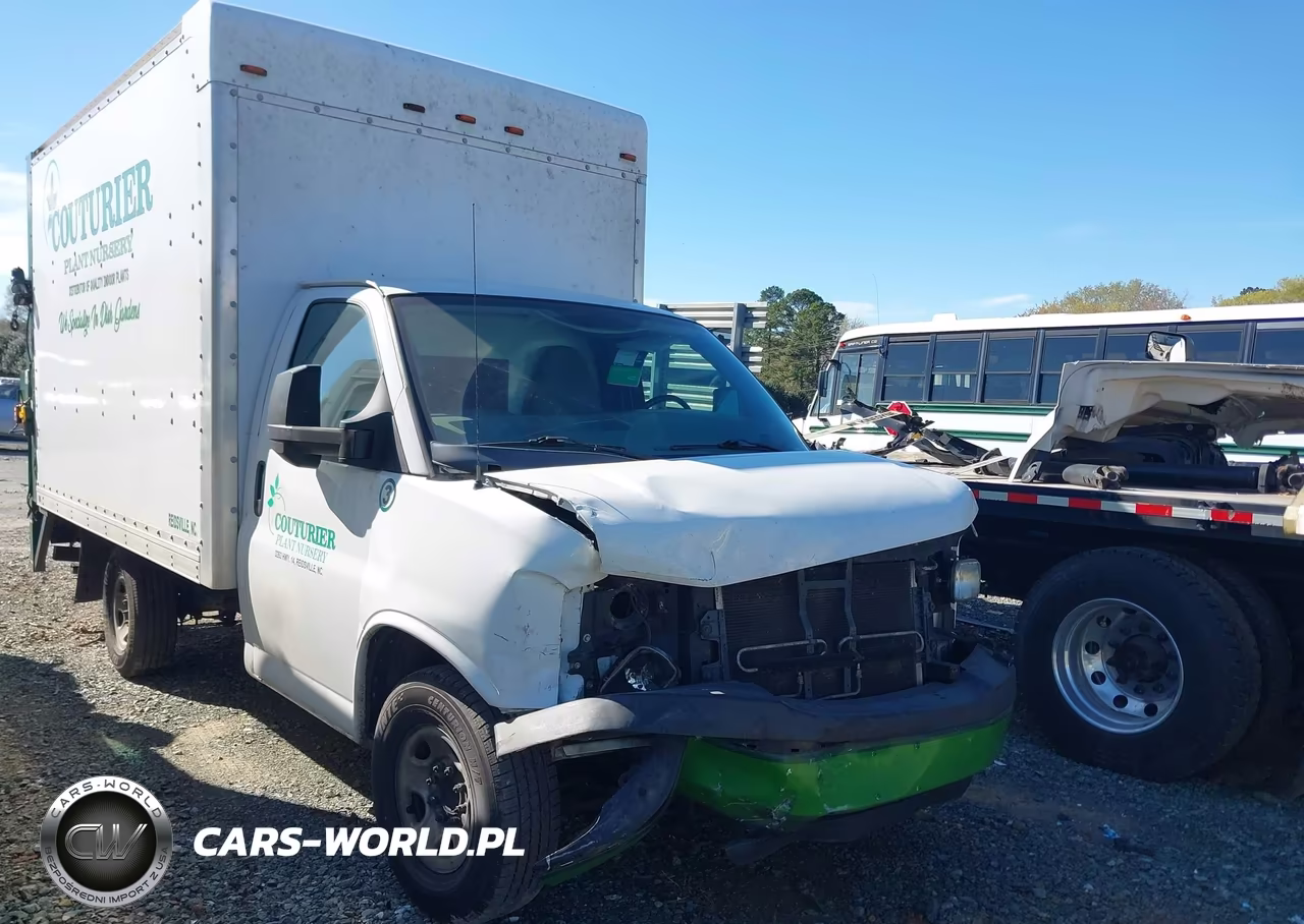 2014 Chevrolet Express Cutaway 3500