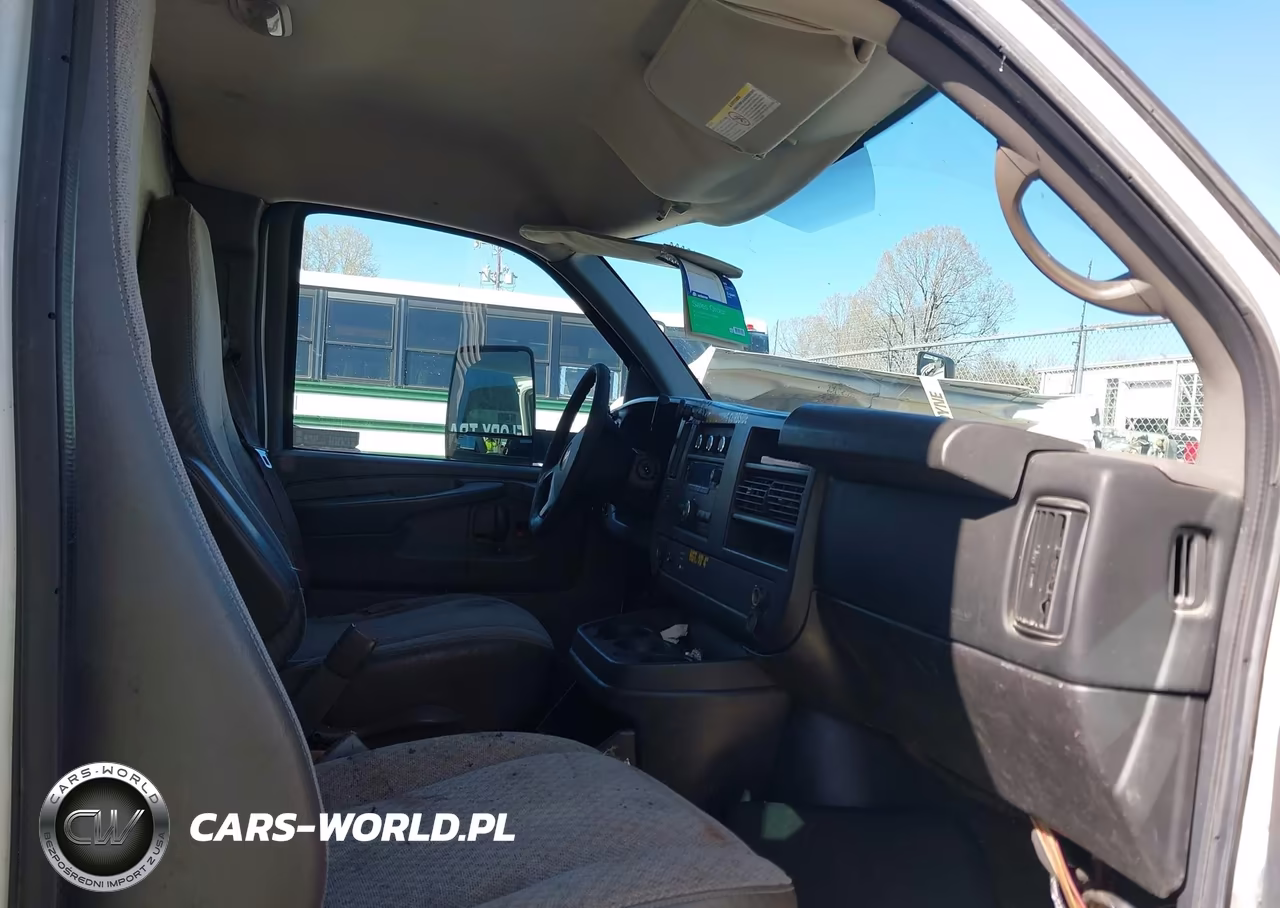 2014 Chevrolet Express Cutaway 3500 VIN:1GB0G2CAXE1186387 - 7