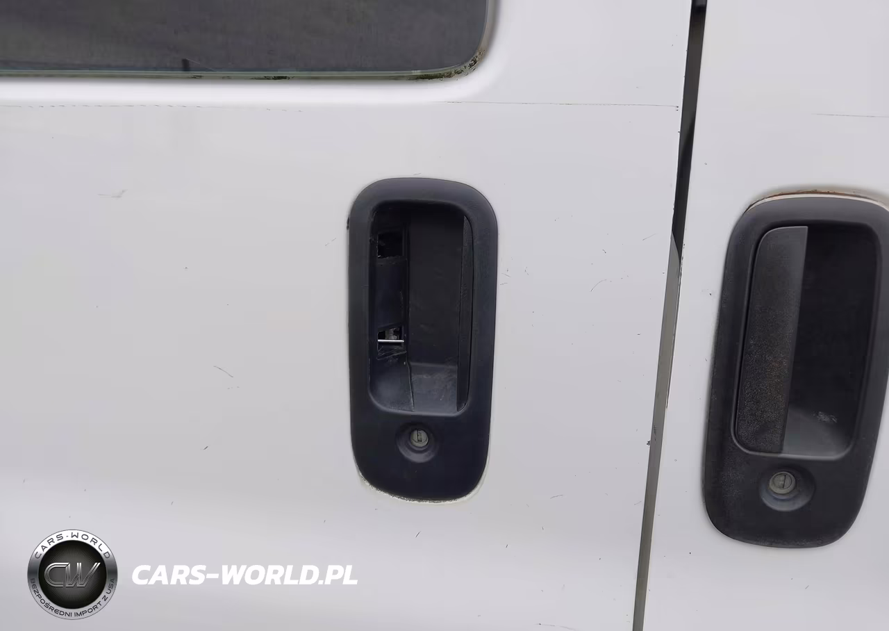 2009 Chevrolet Express 1500 Work Van VIN:1GCFG15X391121632 - 12