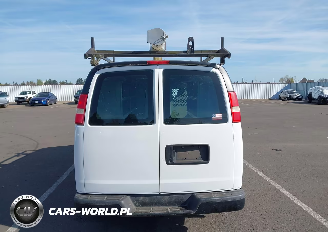 2009 Chevrolet Express 1500 Work Van VIN:1GCFG15X391121632 - 17