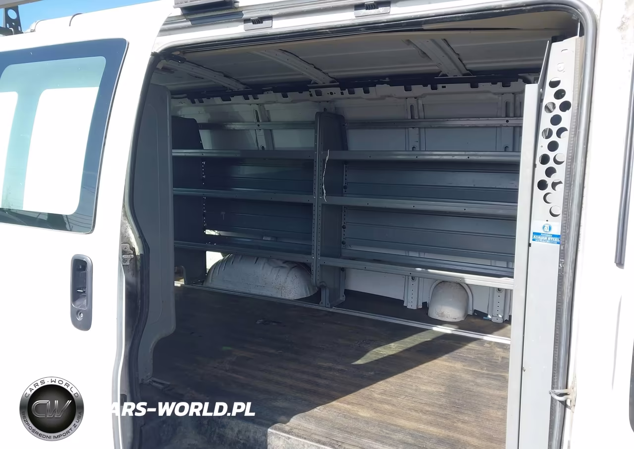 2009 Chevrolet Express 1500 Work Van VIN:1GCFG15X391121632 - 8