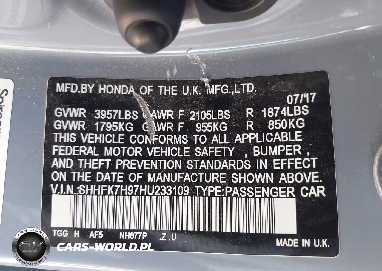 2017 Honda Civic Sport Touring VIN:SHHFK7H97HU233109 - 9