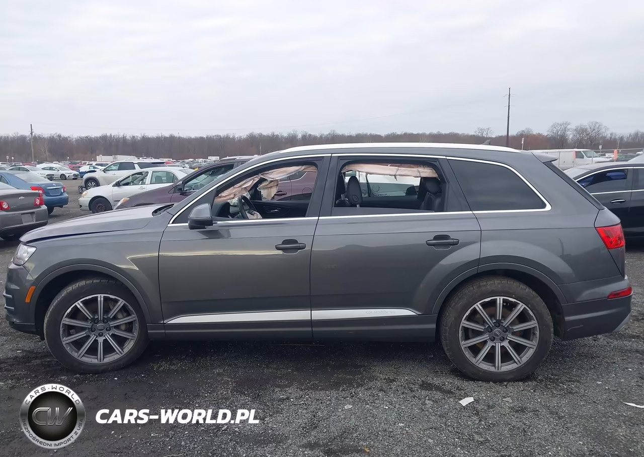 2018 Audi Q7 3.0T Premium VIN:WA1LAAF75JD043578 - 14