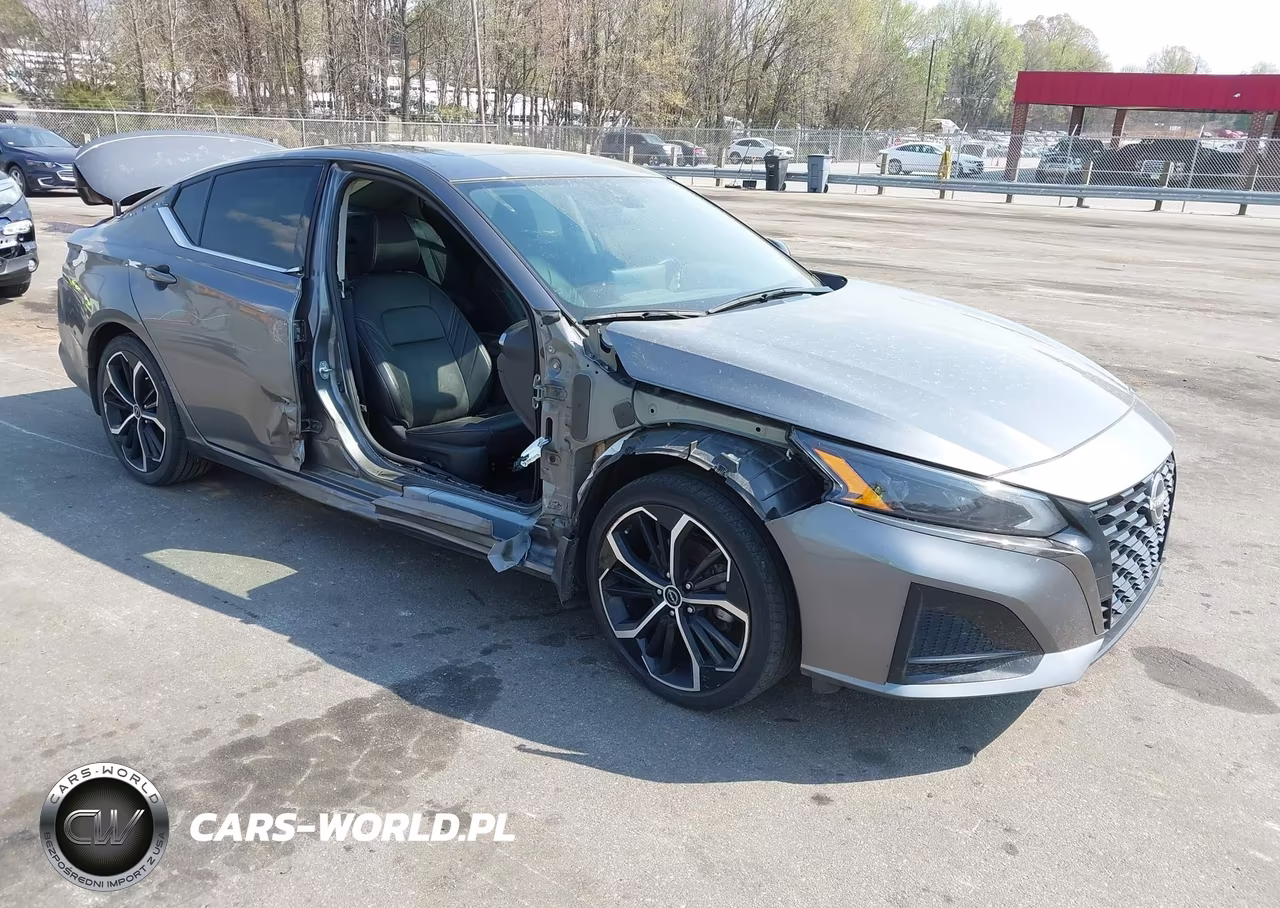 2023 Nissan Altima Sr Fwd – zdjęcie 1 z 17