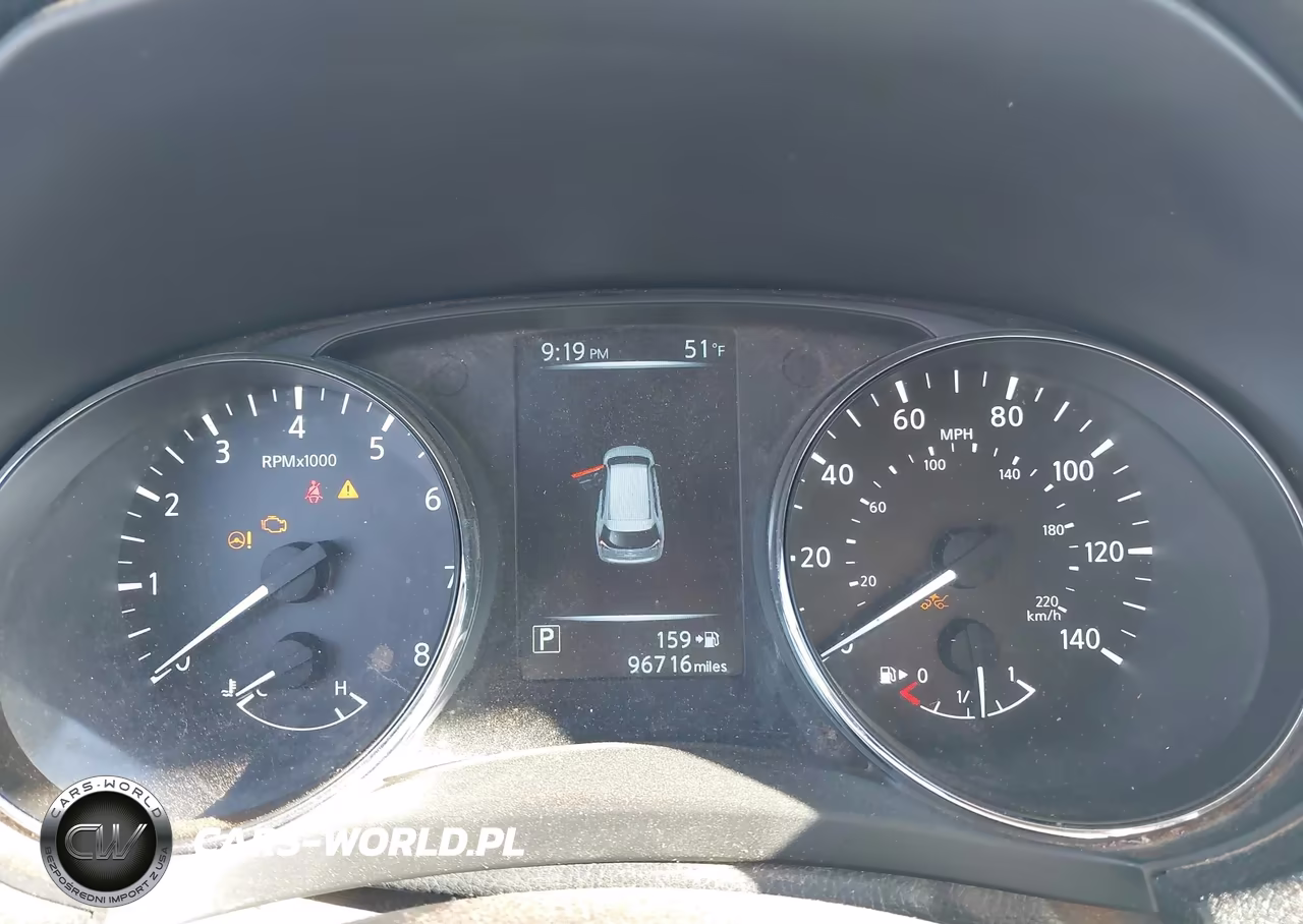 2017 Nissan Rogue S VIN:5N1AT2MTXHC836612 - 7