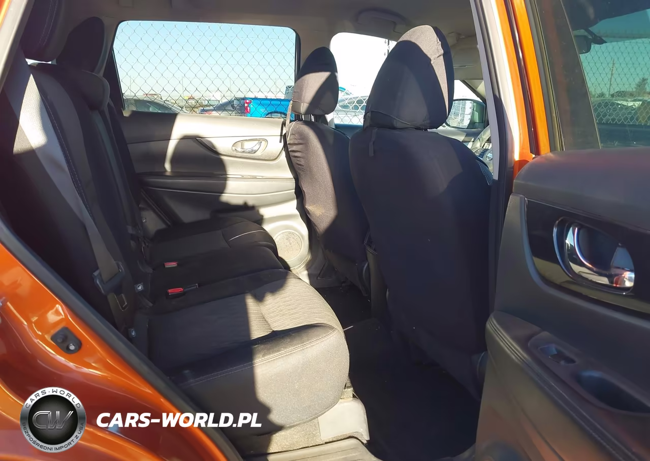 2017 Nissan Rogue S VIN:5N1AT2MTXHC836612 - 8