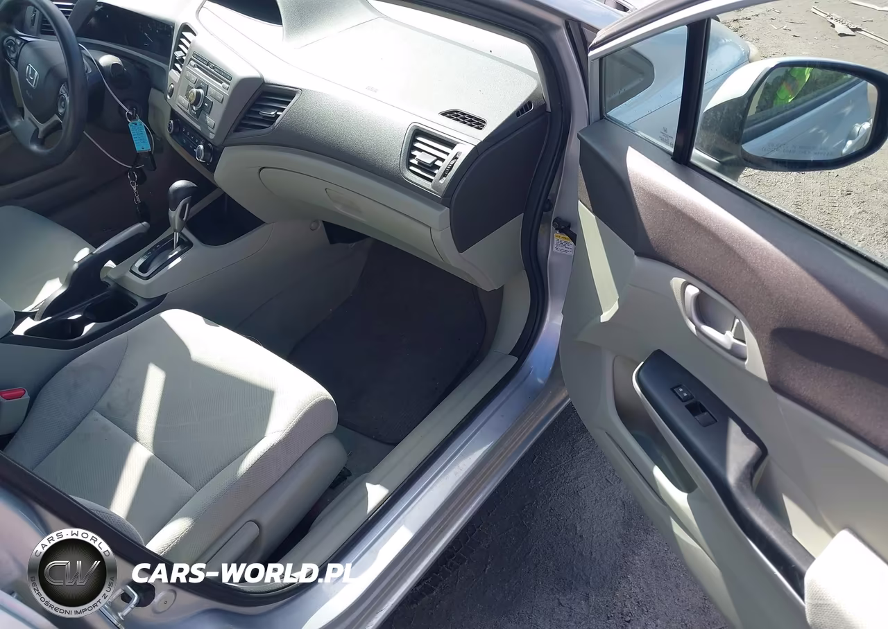 2012 Honda Civic Lx VIN:2HGFB2F51CH558928 - 5