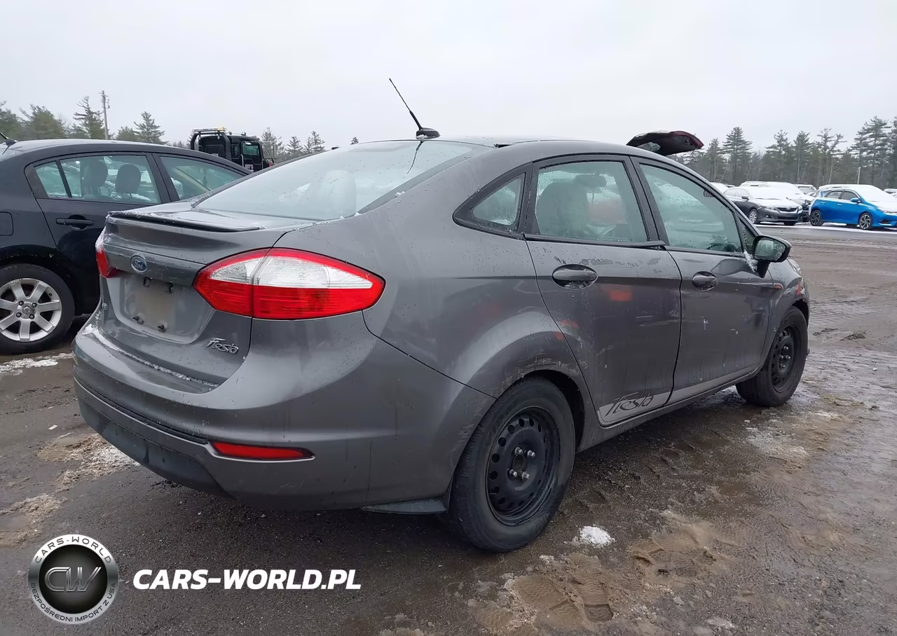 2014 Ford Fiesta Se VIN:3FADP4BJXEM215633 - 4