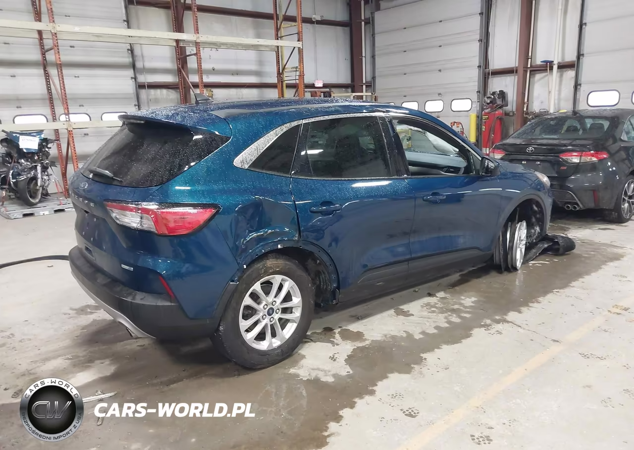 2020 Ford Escape Se VIN:1FMCU9G65LUB86045 - 4