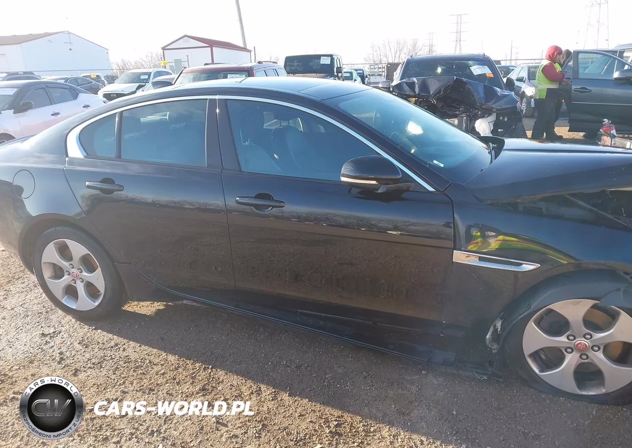 2017 Jaguar Xe VIN:SAJAR4BG6HA977808 - 13