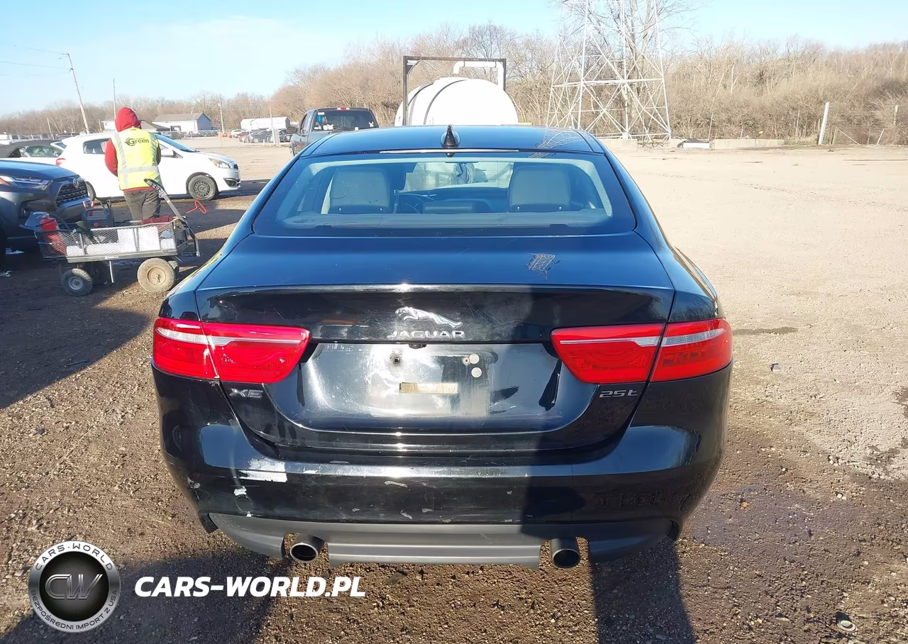 2017 Jaguar Xe VIN:SAJAR4BG6HA977808 - 16