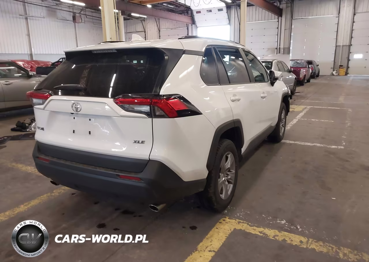 2025 Toyota Rav4 Xle VIN:2T3W1RFV1SC343916 - 4