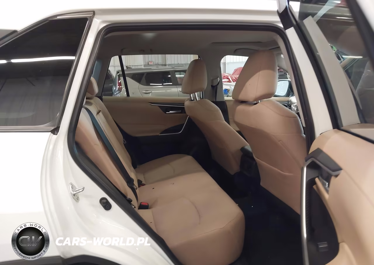 2025 Toyota Rav4 Xle VIN:2T3W1RFV1SC343916 - 8