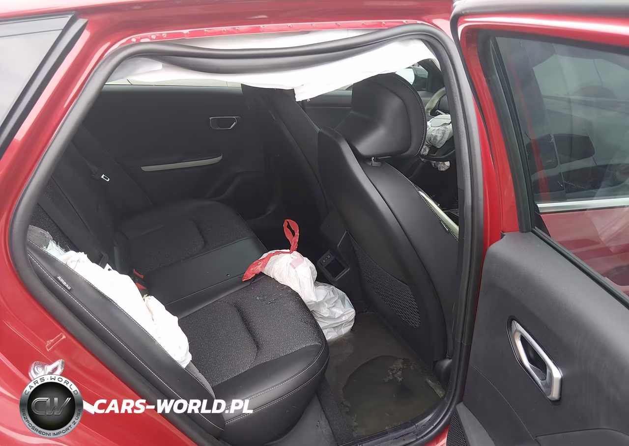 2025 Kia K4 Gt-Line VIN:3KPFW4DE6SE131157 - 8