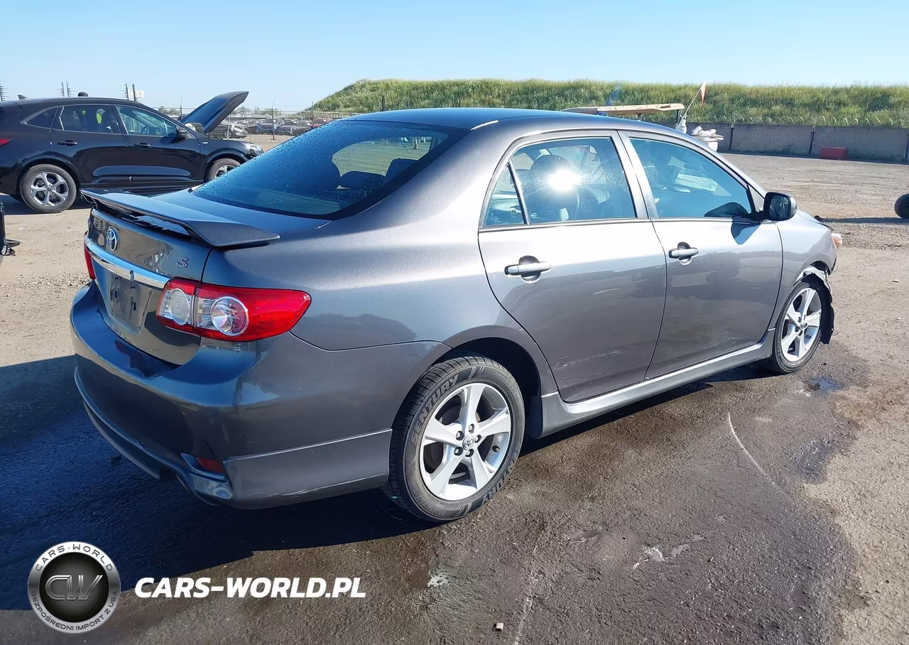 2013 Toyota Corolla S VIN:5YFBU4EE2DP194017 - 4