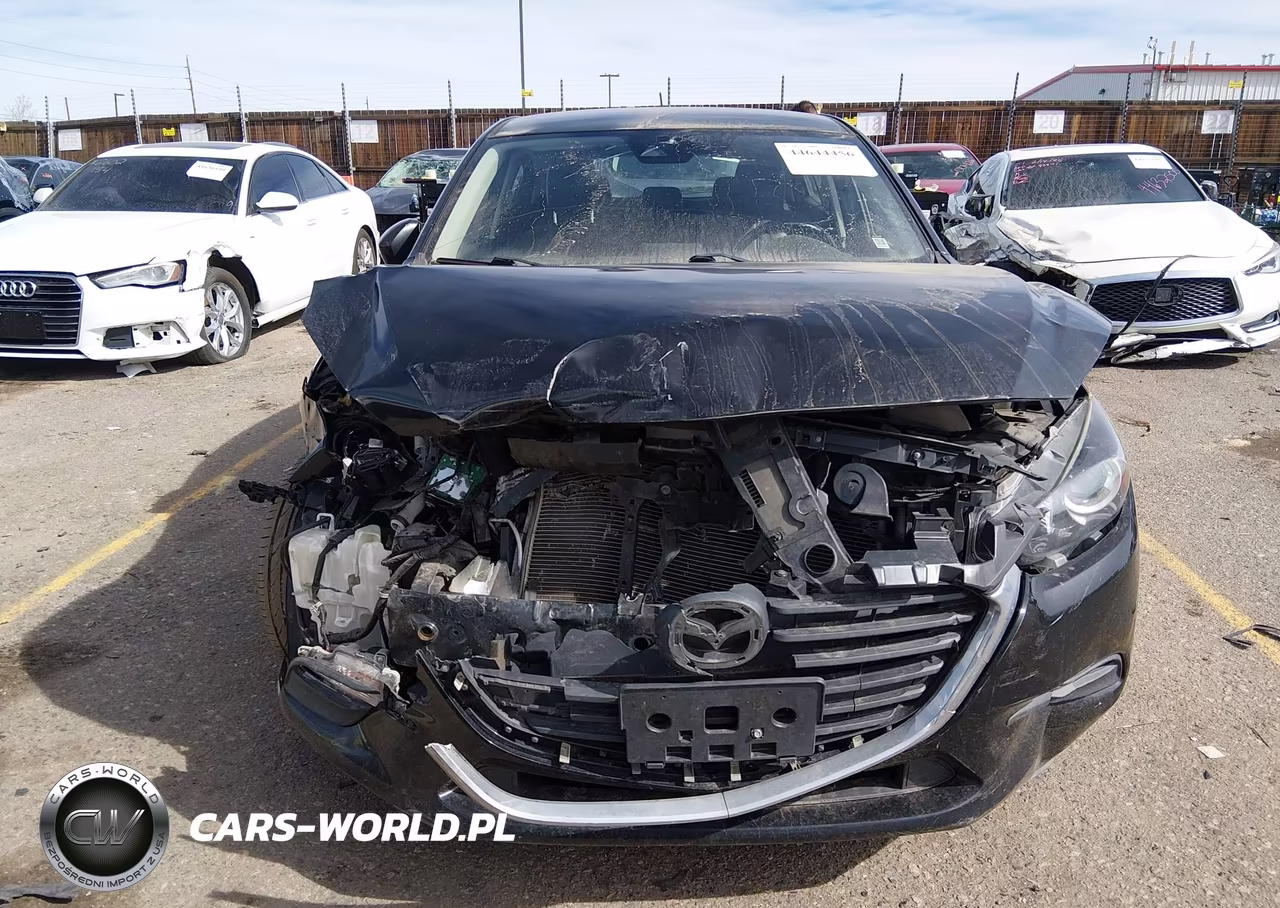 2018 Mazda Mazda3 Touring VIN:3MZBN1L31JM182387 - 13