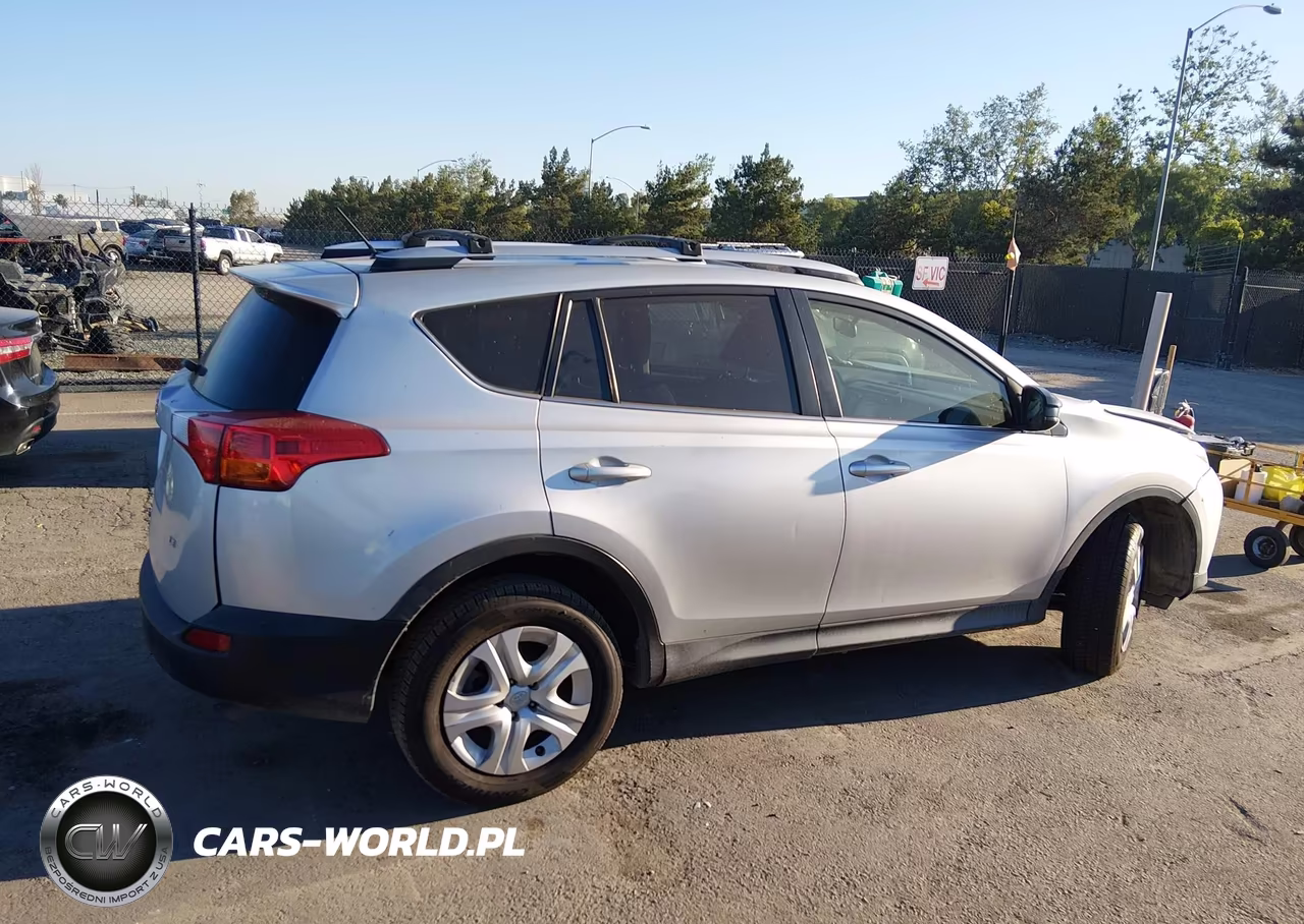 2015 Toyota Rav4 Le VIN:JTMZFREVXFD079029 - 12