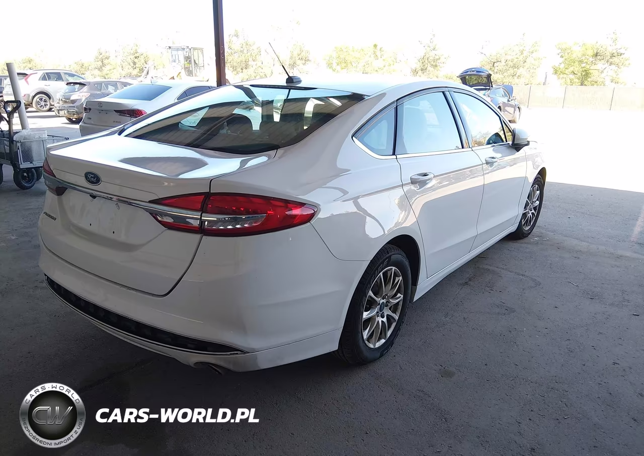 2017 Ford Fusion S VIN:3FA6P0G74HR190332 - 4