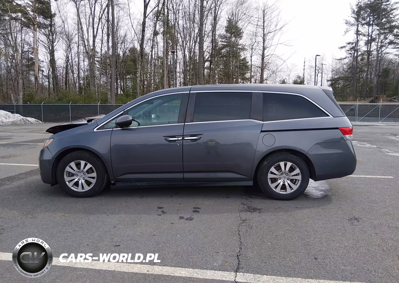 2016 Honda Odyssey Se VIN:5FNRL5H39GB131076 - 14