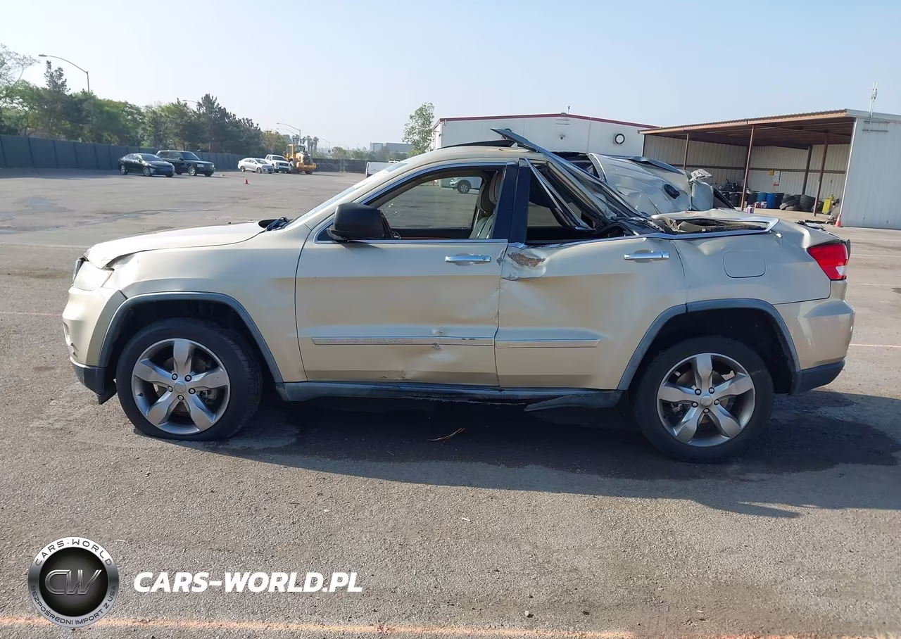 2011 Jeep Grand Cherokee Overland VIN:1J4RR6GGXBC745370 - 14