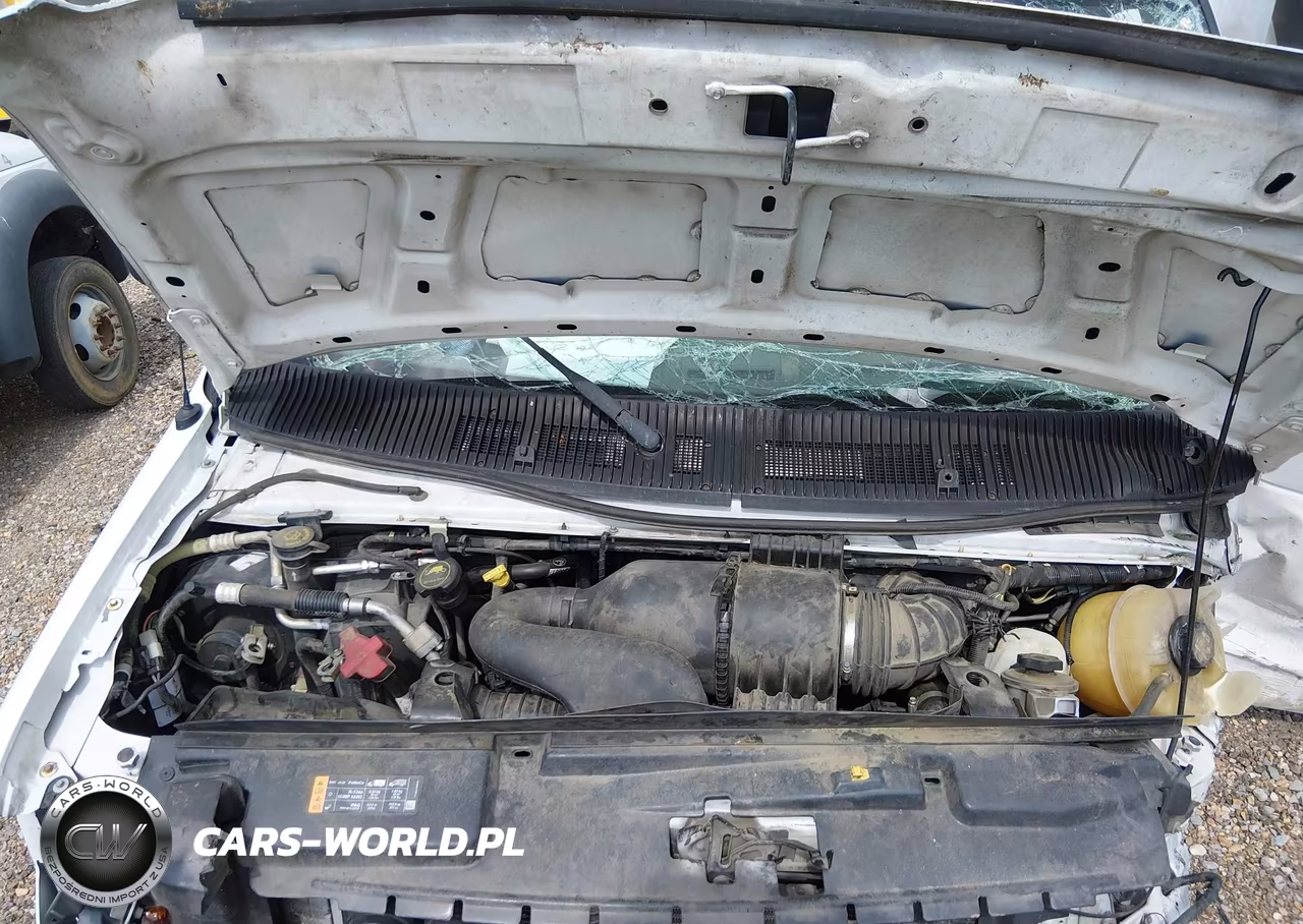 2018 Ford E-Series Cutaway VIN:1FDWE3FS6JDC25941 - 10
