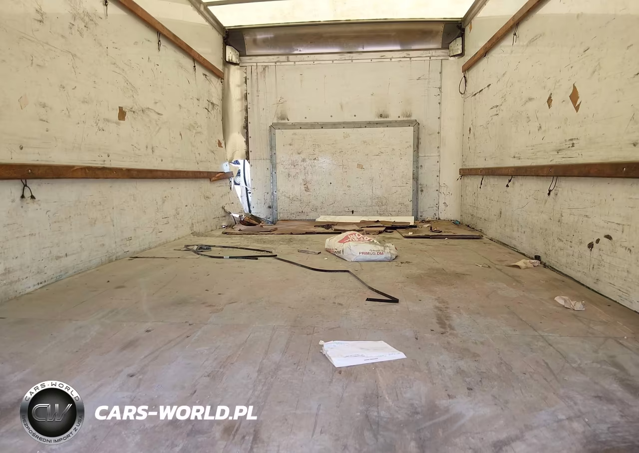2018 Ford E-Series Cutaway VIN:1FDWE3FS6JDC25941 - 7