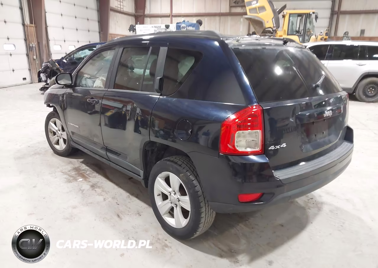 2011 Jeep Compass VIN:1J4NF1FBXBD193797 - 3