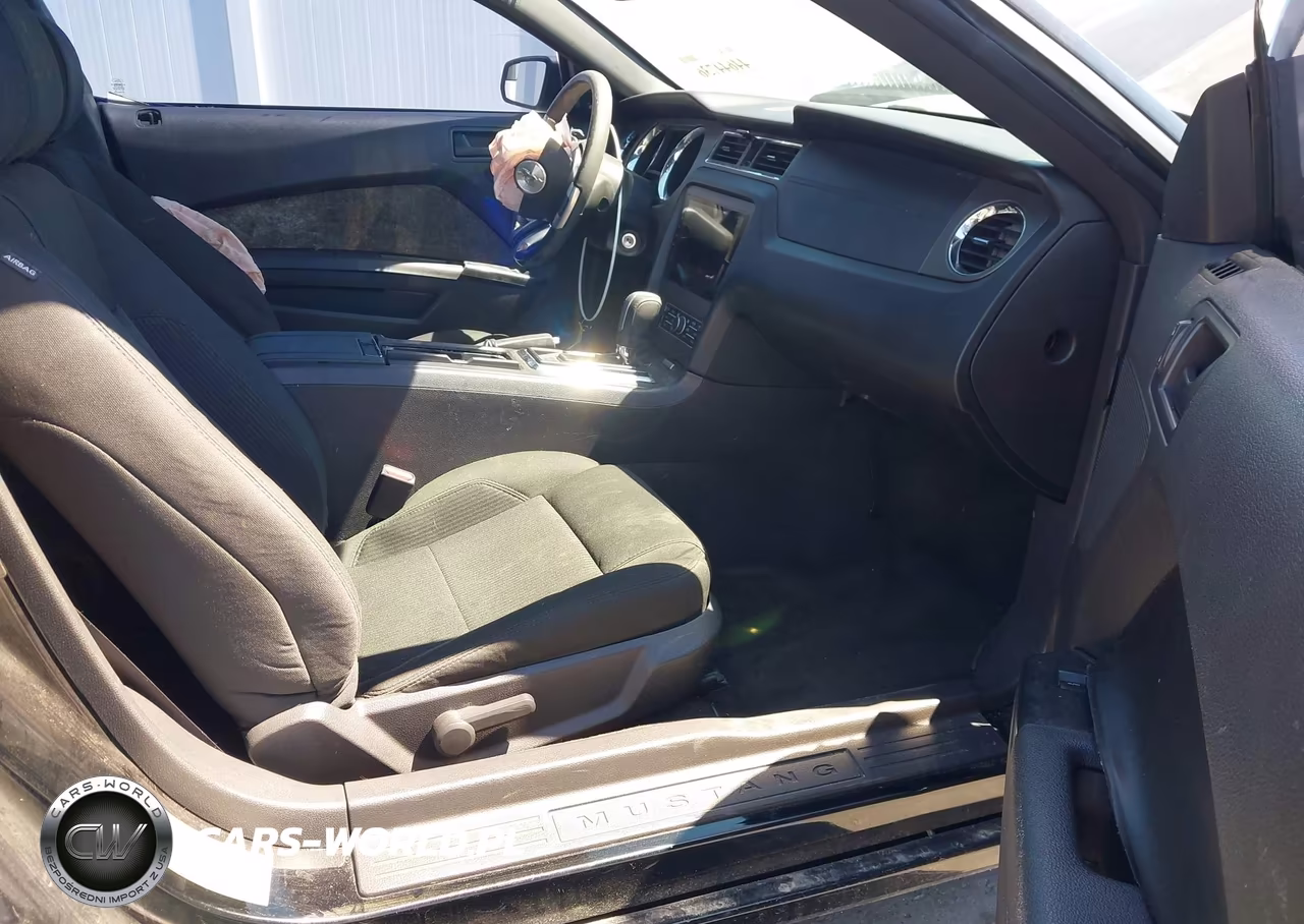 2014 Ford Mustang V6 VIN:1ZVBP8AM8E5334076 - 5
