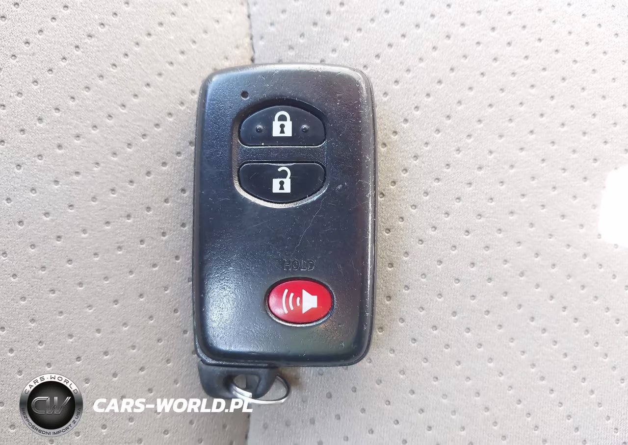2011 Toyota Prius Two VIN:JTDKN3DU9B1402766 - 11