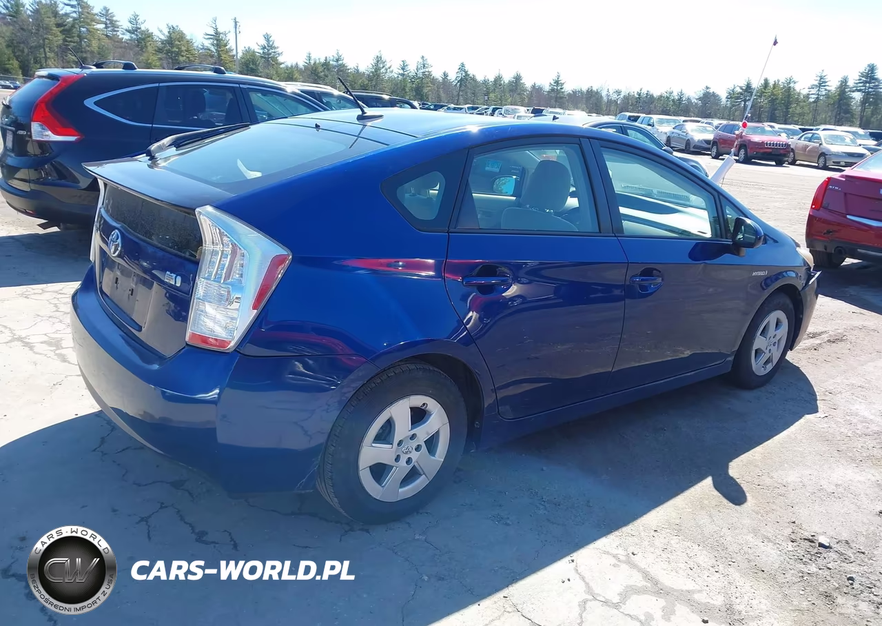 2011 Toyota Prius Two VIN:JTDKN3DU9B1402766 - 4