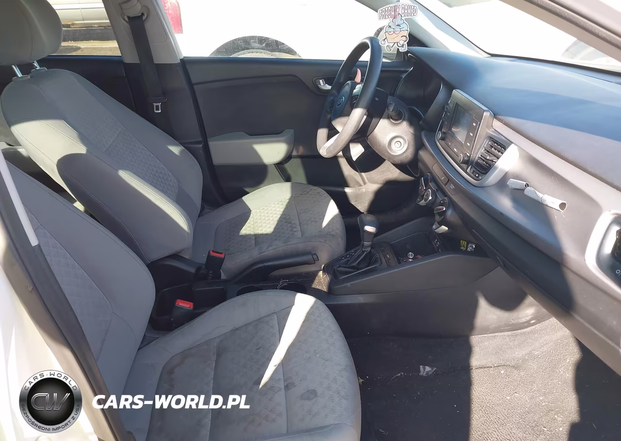 2018 Kia Rio Lx VIN:3KPA24AB4JE067652 - 5